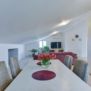 Solis Zadarvillas Villa
